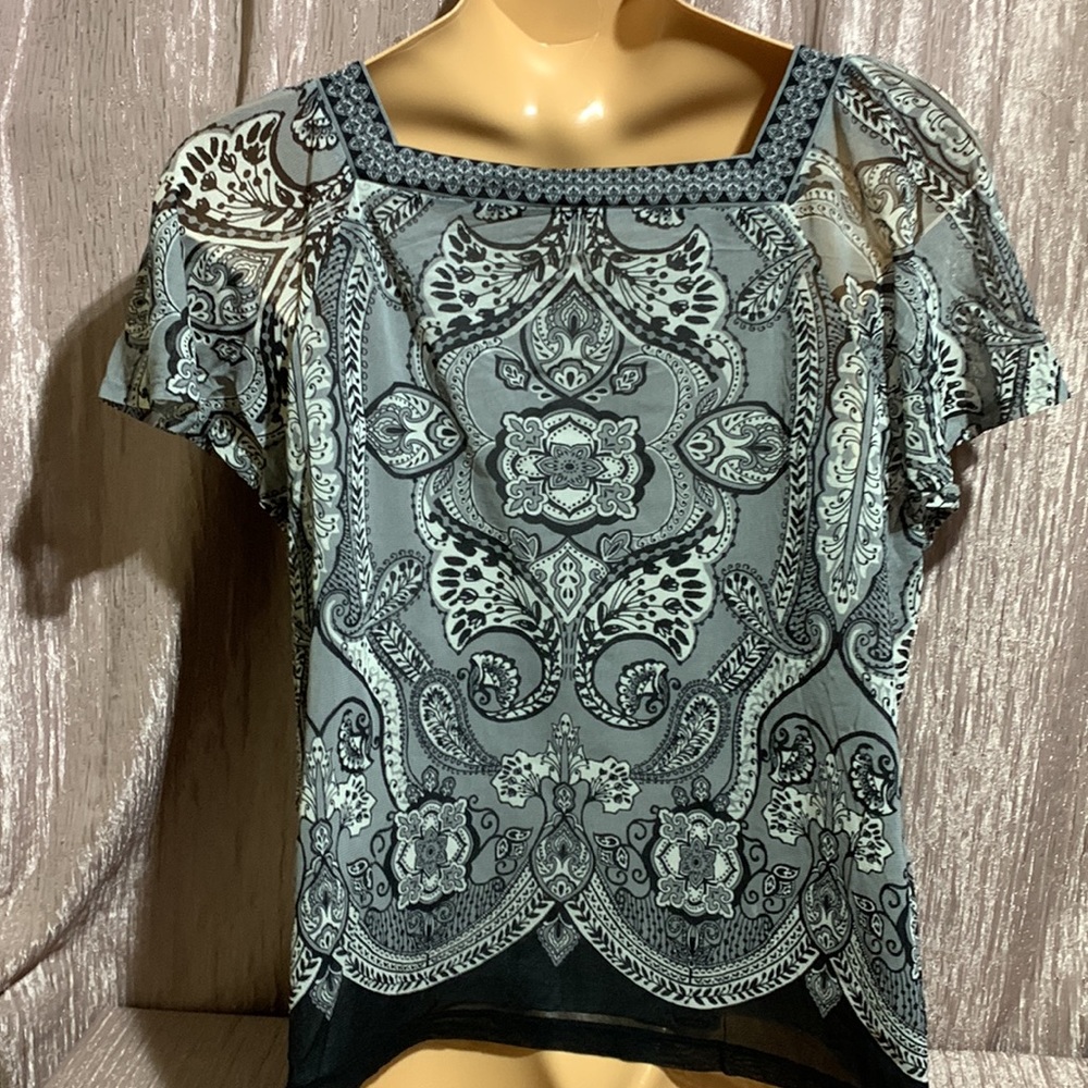 Apt. 9 Top Blouse Gray Black Floral Paisley Square Neck Short Sleeve Size 2X - Picture 12 of 16